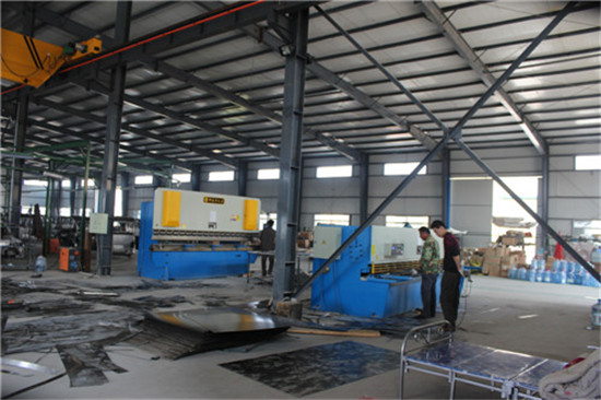 山東電動轎車生產(chǎn)廠家